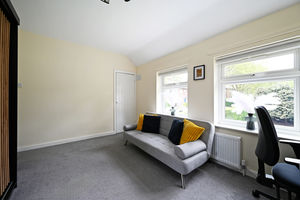 Raisen Hall Road Longley